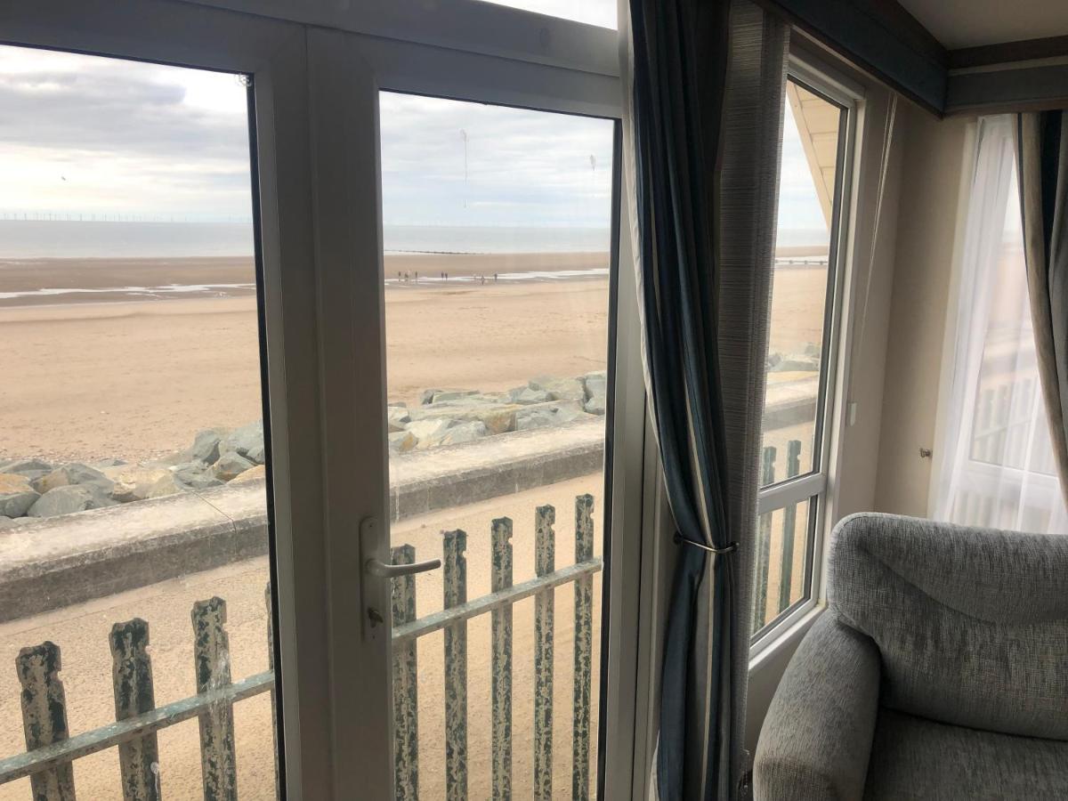 Kinmel Bay Caravan Hire Golden Sands Sea Front المظهر الخارجي الصورة