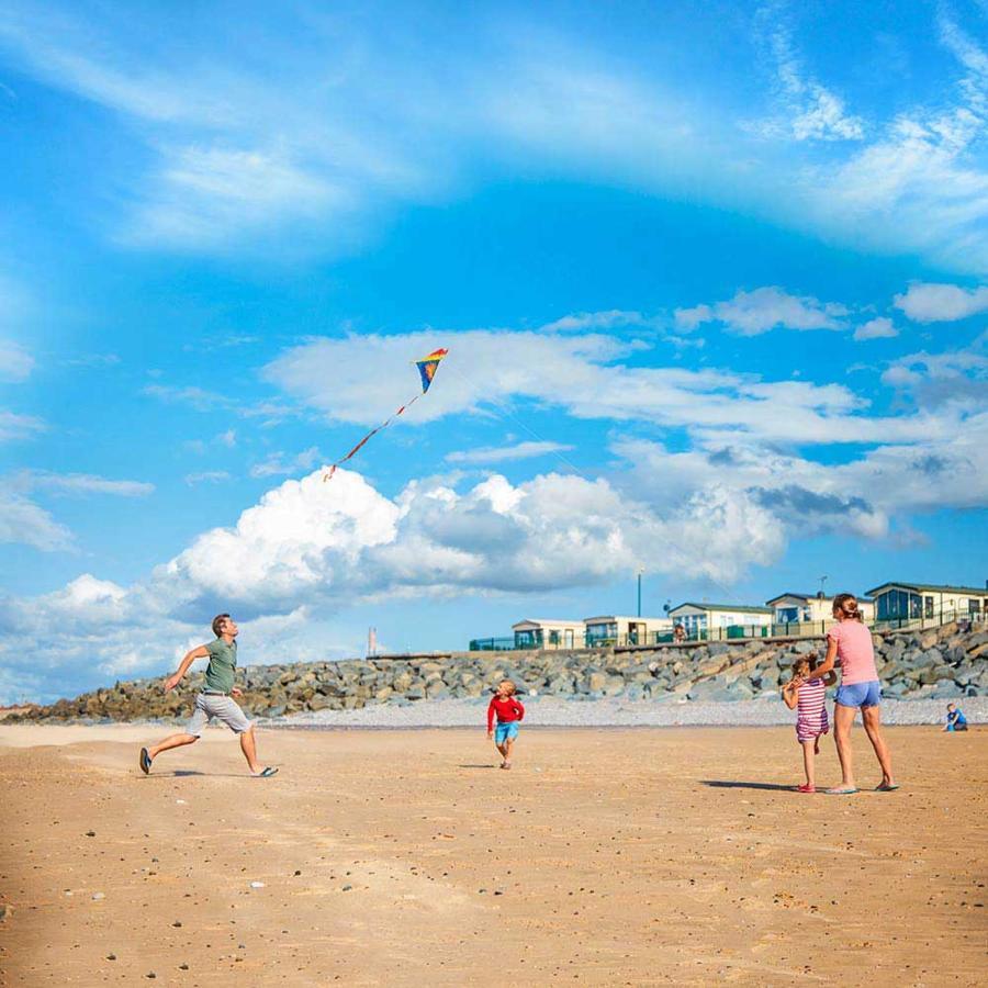 Kinmel Bay Caravan Hire Golden Sands Sea Front المظهر الخارجي الصورة