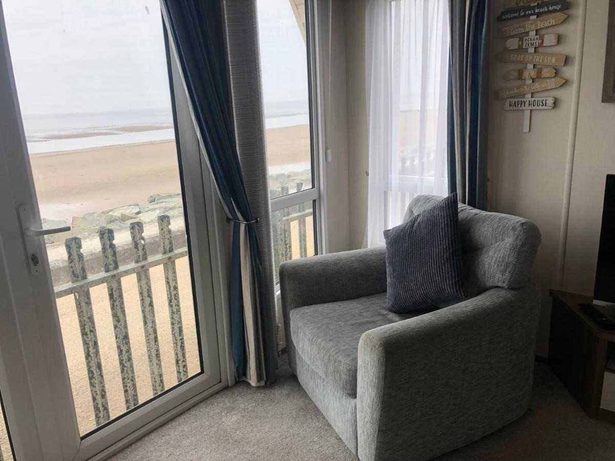 Kinmel Bay Caravan Hire Golden Sands Sea Front المظهر الخارجي الصورة