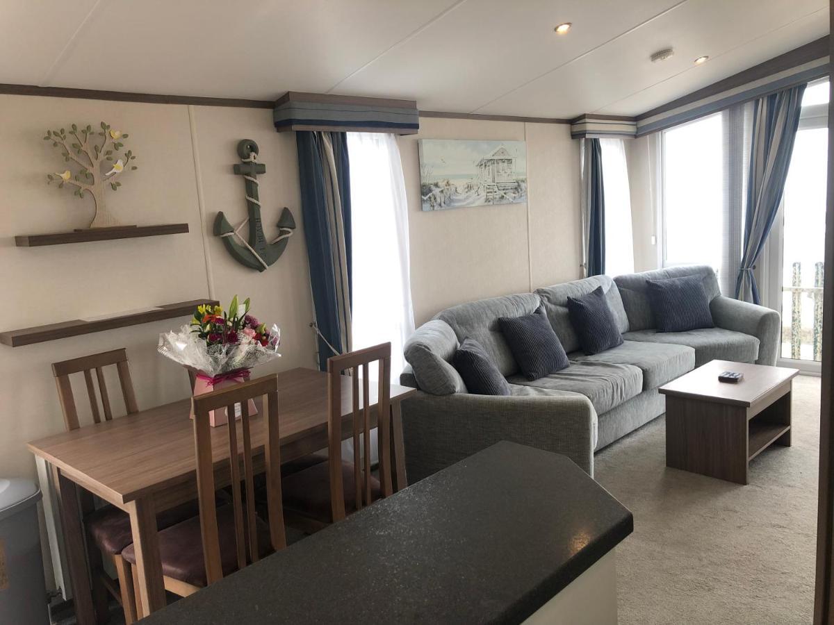 Kinmel Bay Caravan Hire Golden Sands Sea Front المظهر الخارجي الصورة