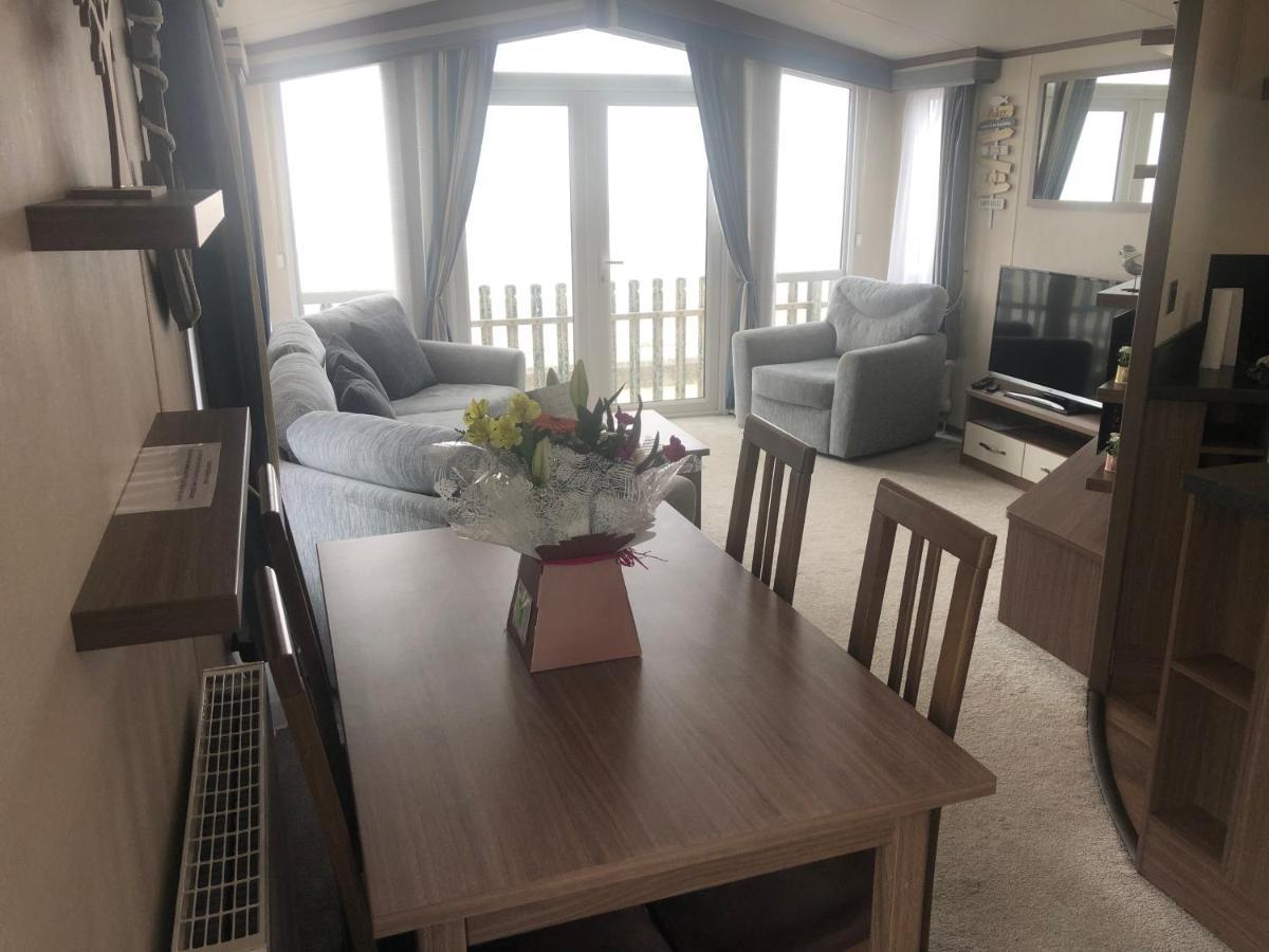 Kinmel Bay Caravan Hire Golden Sands Sea Front المظهر الخارجي الصورة