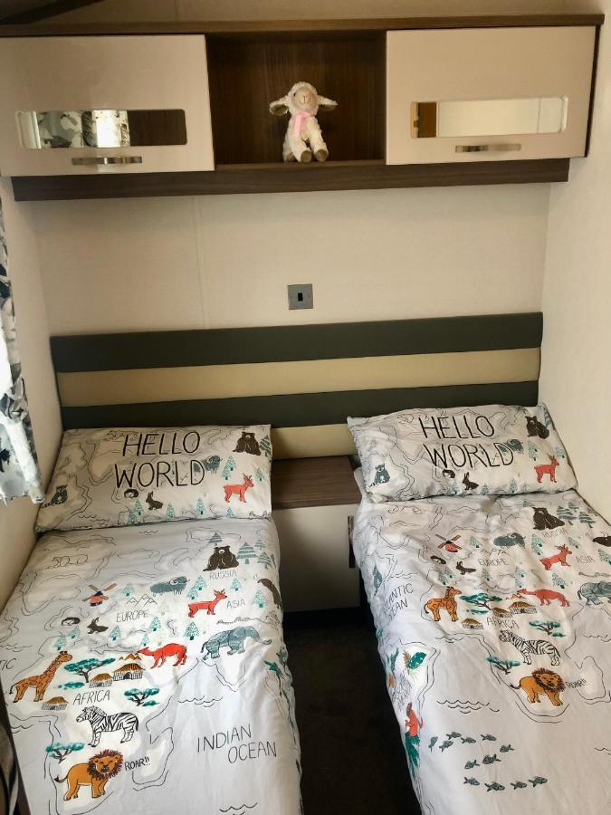 Kinmel Bay Caravan Hire Golden Sands Sea Front المظهر الخارجي الصورة
