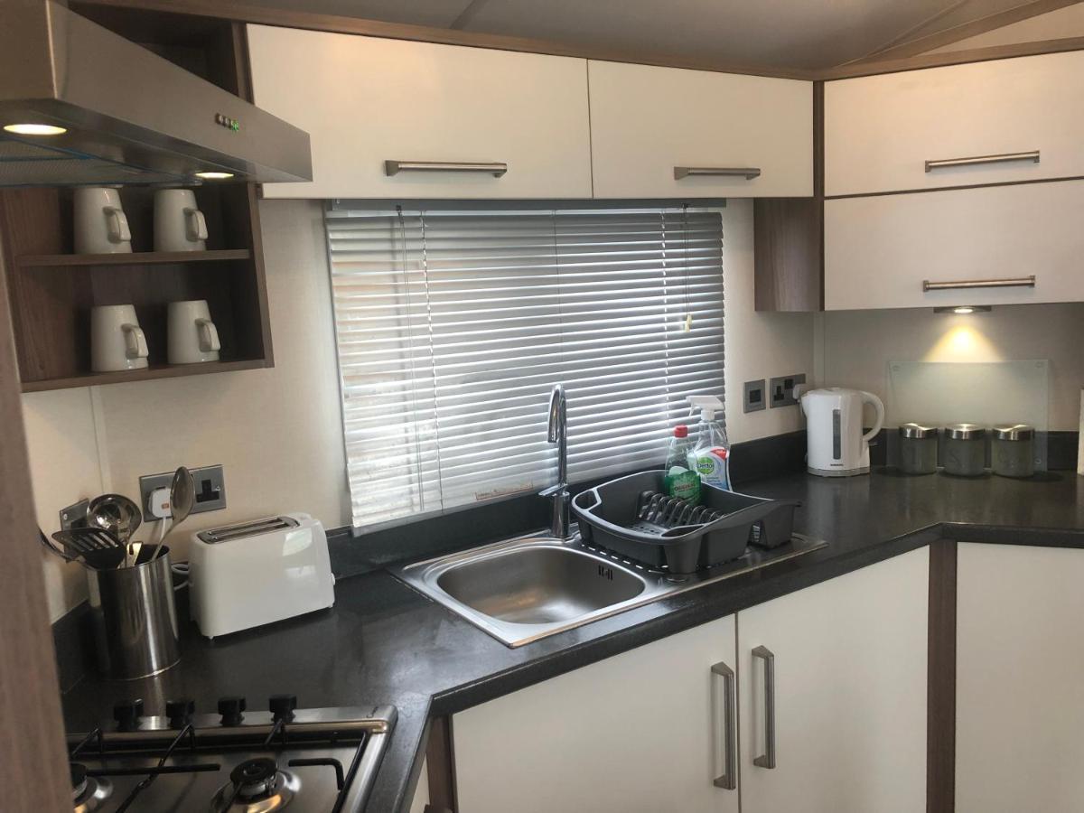 Kinmel Bay Caravan Hire Golden Sands Sea Front المظهر الخارجي الصورة